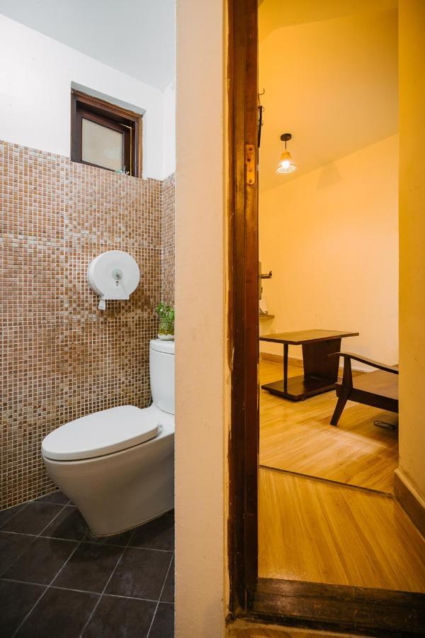 Entire French House With 4 Bedrooms In Hanoi Downtown Exteriör bild