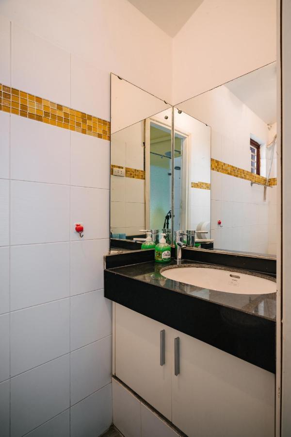 Entire French House With 4 Bedrooms In Hanoi Downtown Exteriör bild
