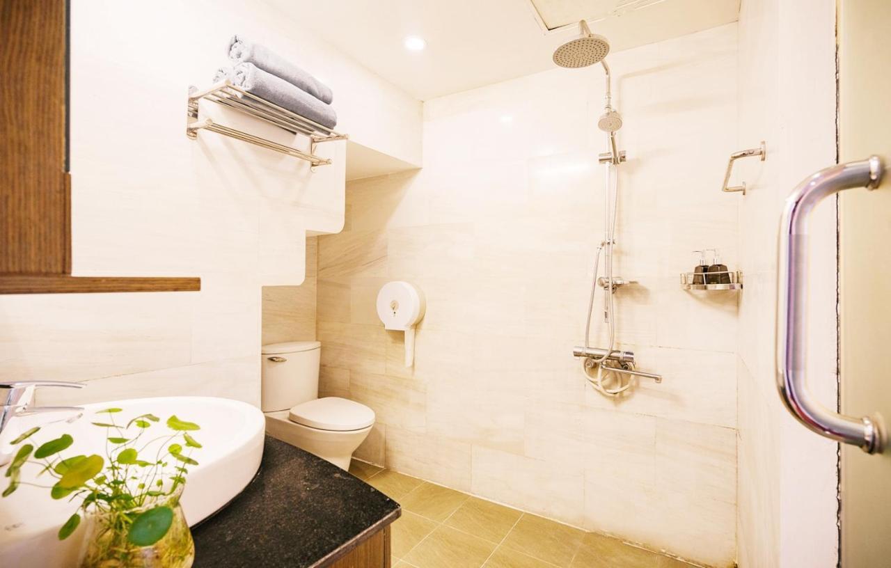 Entire French House With 4 Bedrooms In Hanoi Downtown Exteriör bild